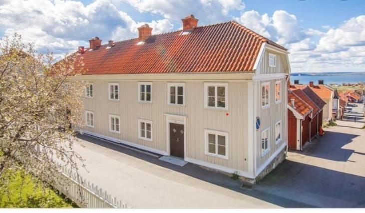 Angbaten - New Buildt Apartment In The Center Of Graenna Exterior photo